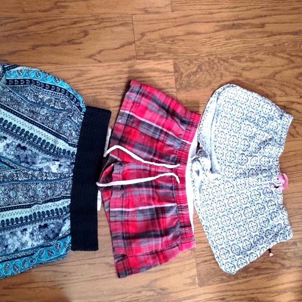 3 Pairs of shorts
